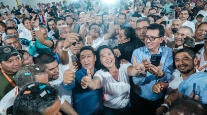 Keiko Fujimori alcanza ventaja irreversible en el balotaje, pero su adversario denuncia fraude