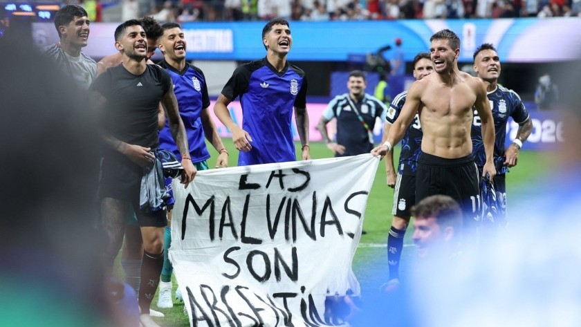 Reino Unido pidió a la FIFA investigar a la Argentina por la bandera de Malvinas en la semifinal